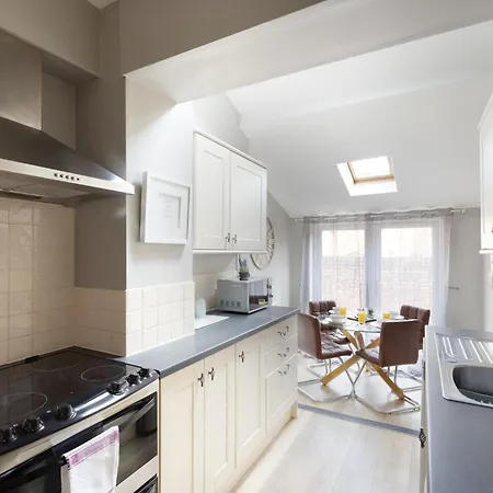 Prospect Place - Stunning Period - Central * York